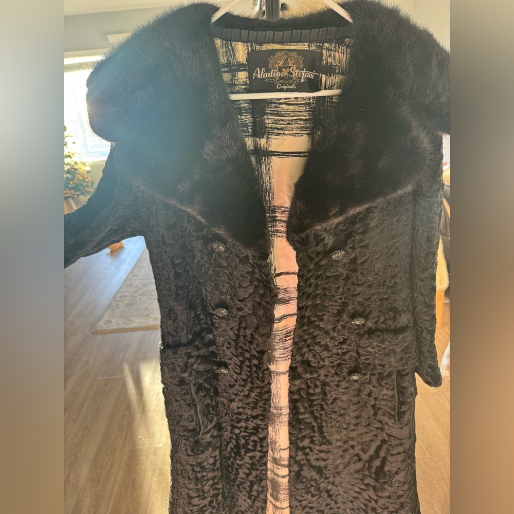 ALADINO STEFANI black coat with fur